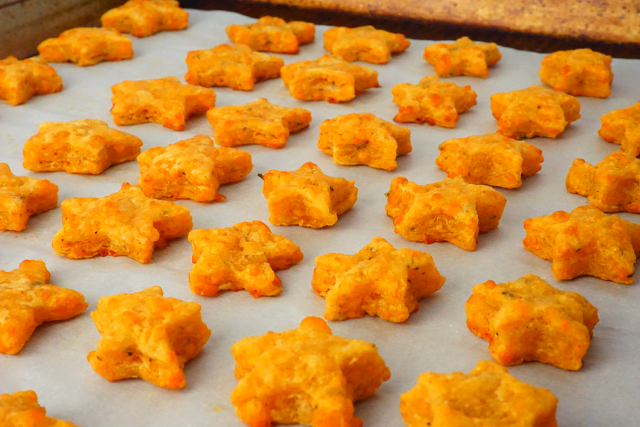 Homemade Cheez-Its and baked cheddar star crackers